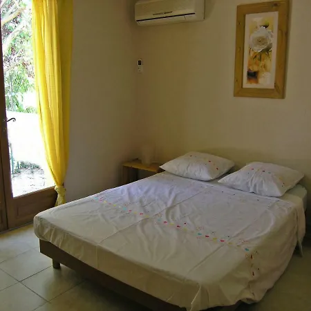 Holiday home Mas De La Riviere